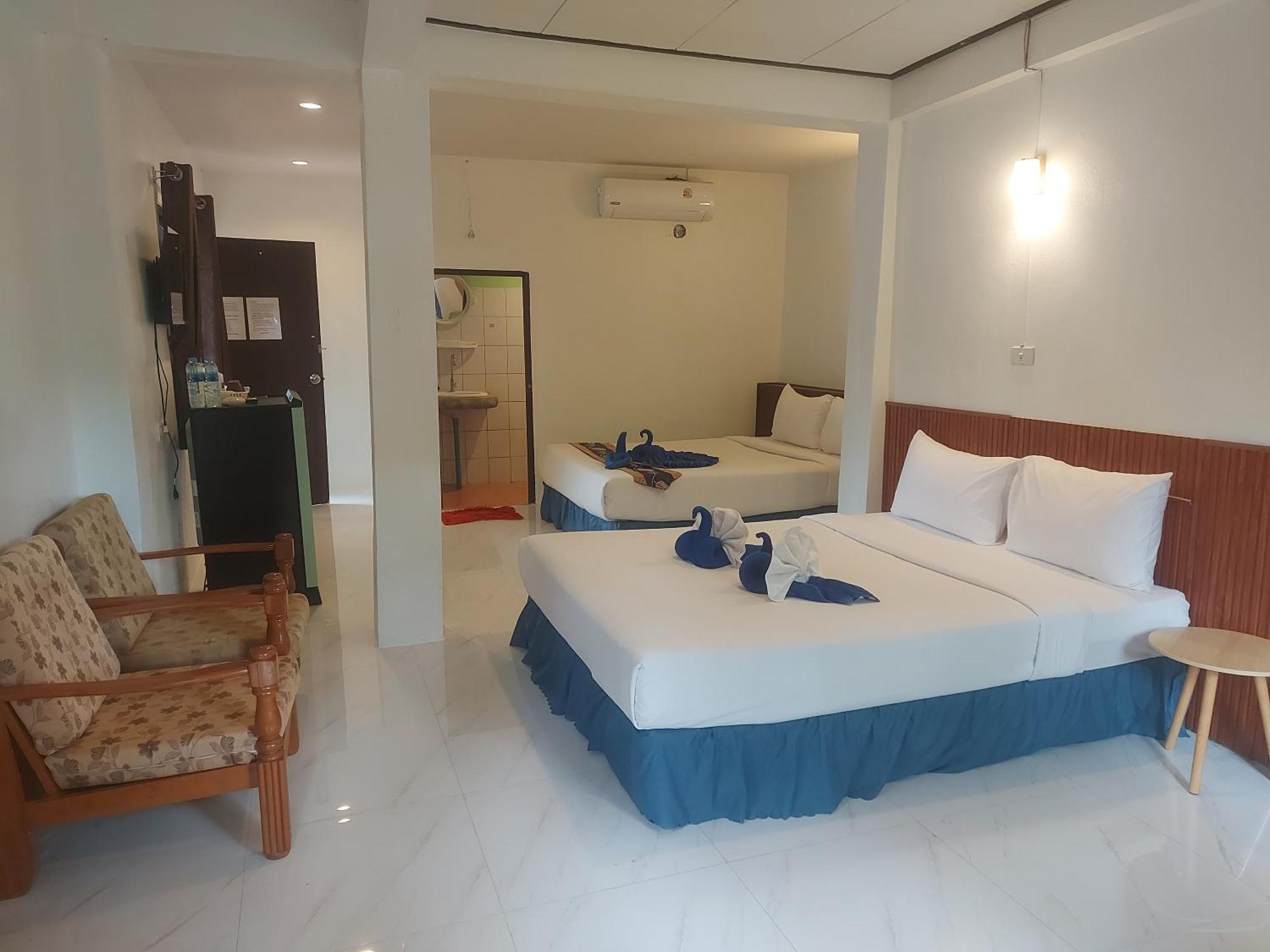 Blue Andaman Lanta Resort Ko Lanta Esterno foto