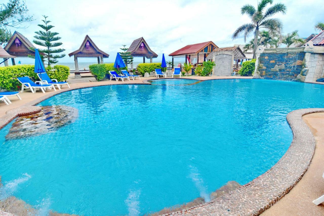 Blue Andaman Lanta Resort Ko Lanta Esterno foto