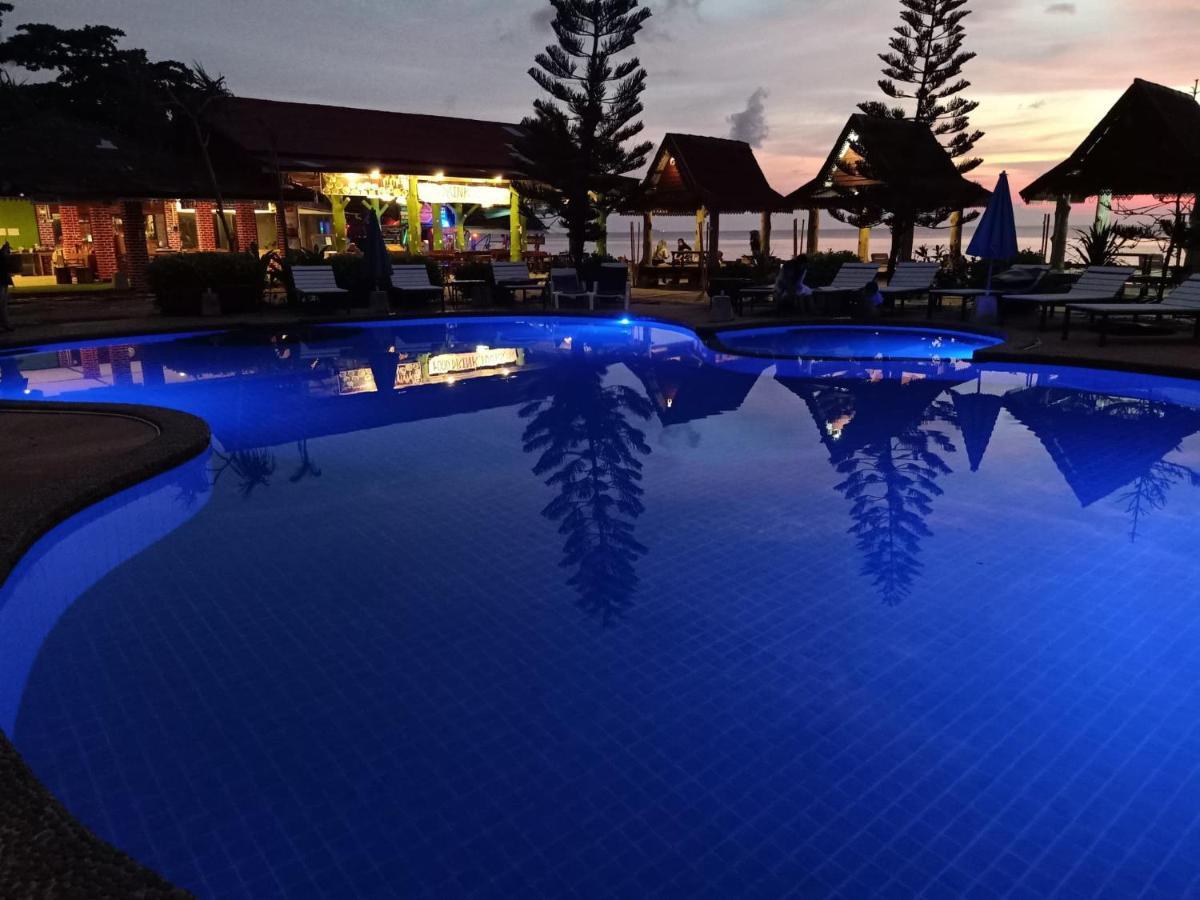 Blue Andaman Lanta Resort Ko Lanta Esterno foto